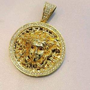 18k Solid YG 14 Grams Diamond Pendant